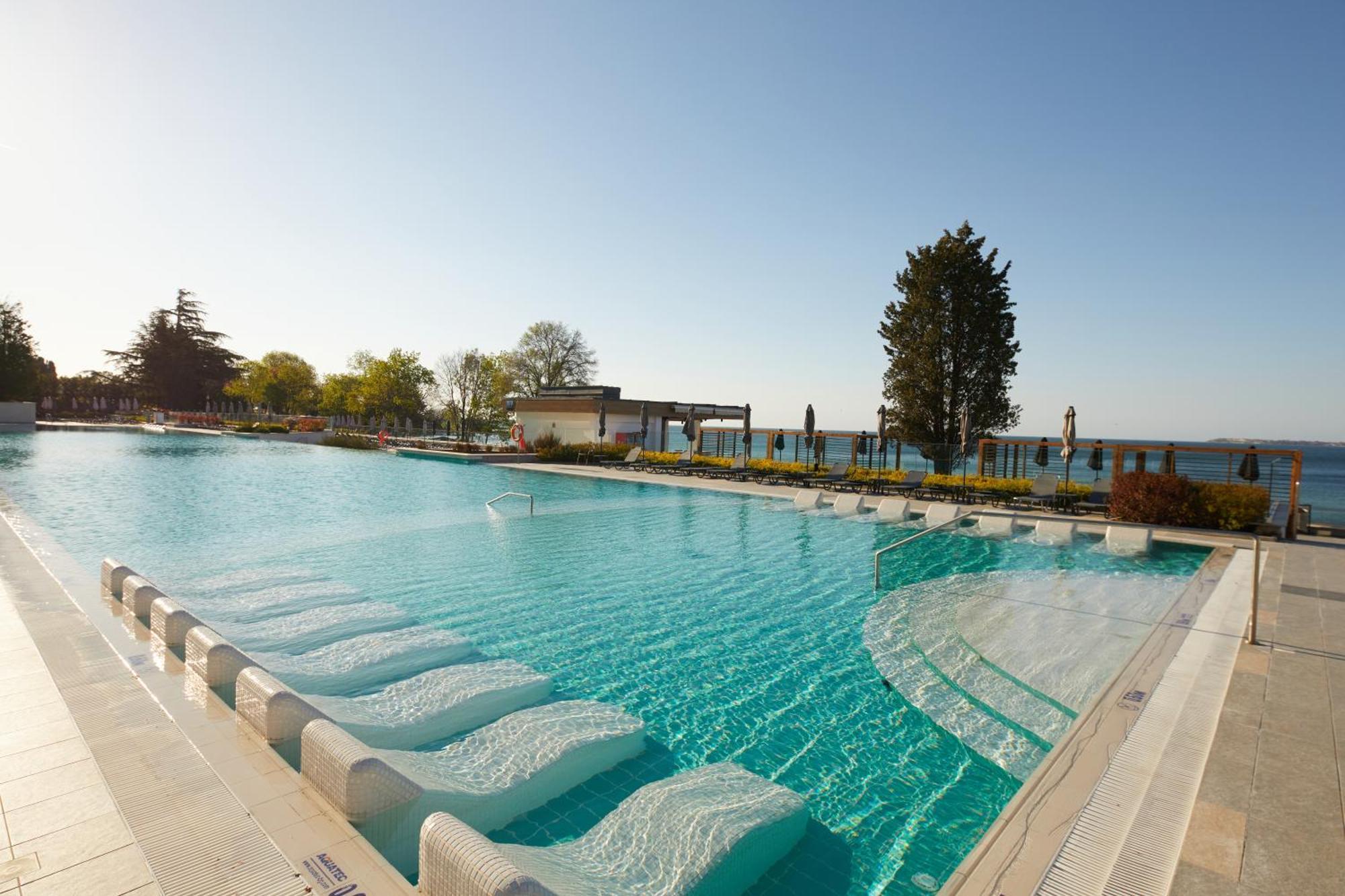Secrets Sunny Beach Resort & Spa (Adults Only) Exterior photo The swimming pool at the hotel