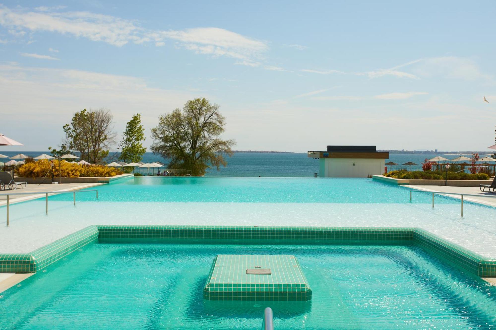 Secrets Sunny Beach Resort & Spa (Adults Only) Exterior photo Infinity pool at the Hotel